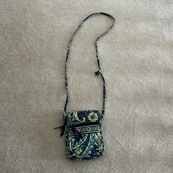Vera Bradley Crossbody Purse - Picture 2 of 3